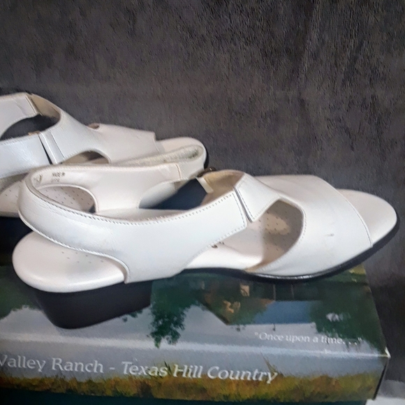 SAS Shoes - SAS White Sandals with Velcro Closure, 7.5 N